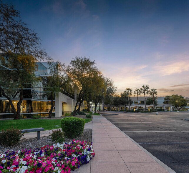 More Photos Of 22601 N 19th Ave, Phoenix Office For Sale