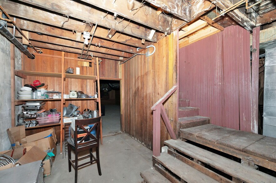 More Photos Of 8979 W Magna Main St, Magna Restaurant For Sale