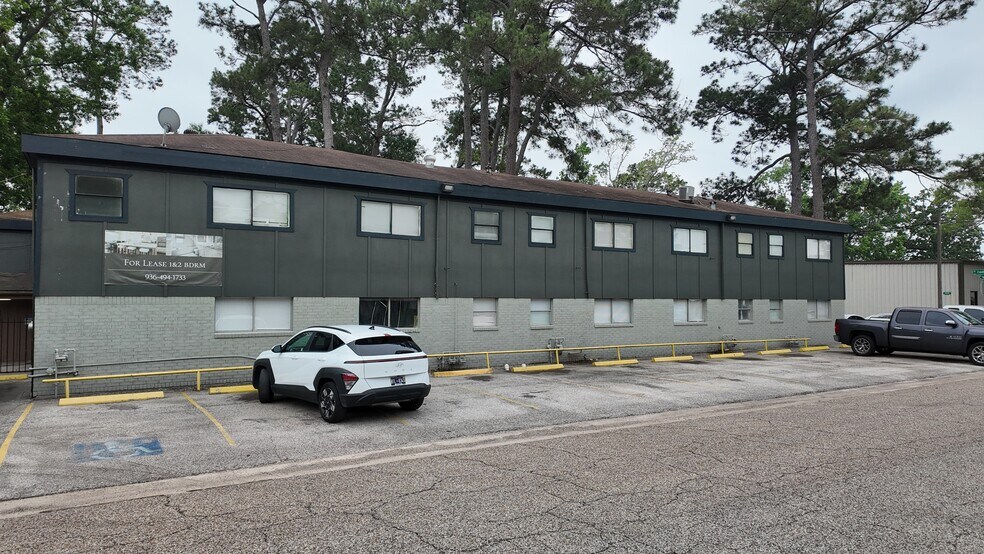 More Photos Of 1510 Odd Fellow St, Conroe Apartments For Sale