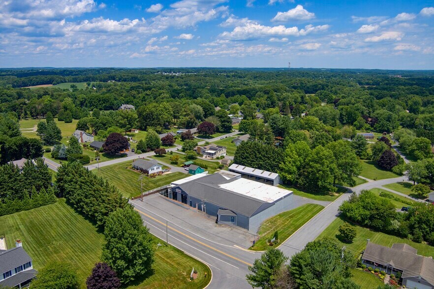 More Photos Of 1584 Deer Park Rd, Finksburg Warehouse For Lease