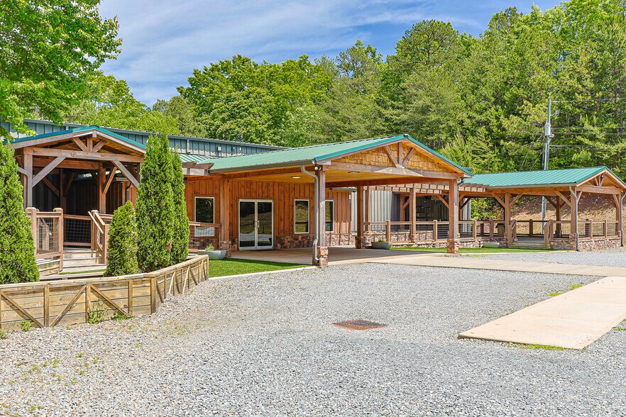 More Photos Of 7288 Highway 515 N, Ellijay Religious Facility For Sale
