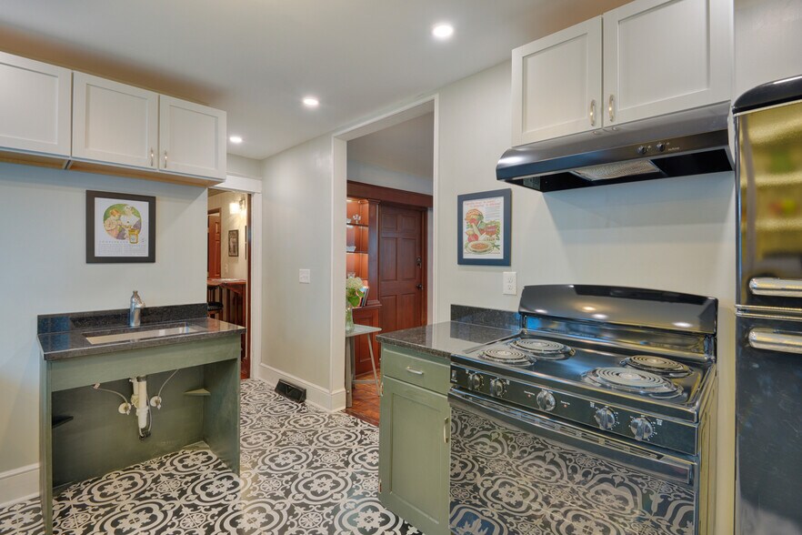 More Photos Of , Johnson City Specialty For Sale