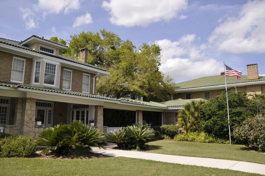 More Photos Of 395 S Central Ave, Bartow Office For Sale