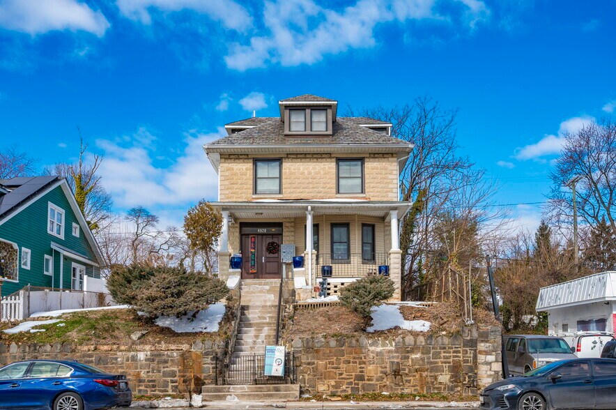 More Photos Of 4920 Belair Rd, Baltimore Office For Sale