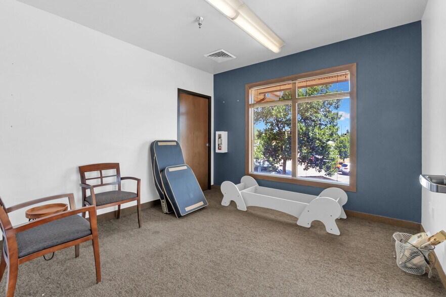 More Photos Of 4795 Larimer Pky, Johnstown Medical For Sale