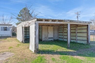 More Photos Of 8920 E US Highway 80, Terrell Office For Sale