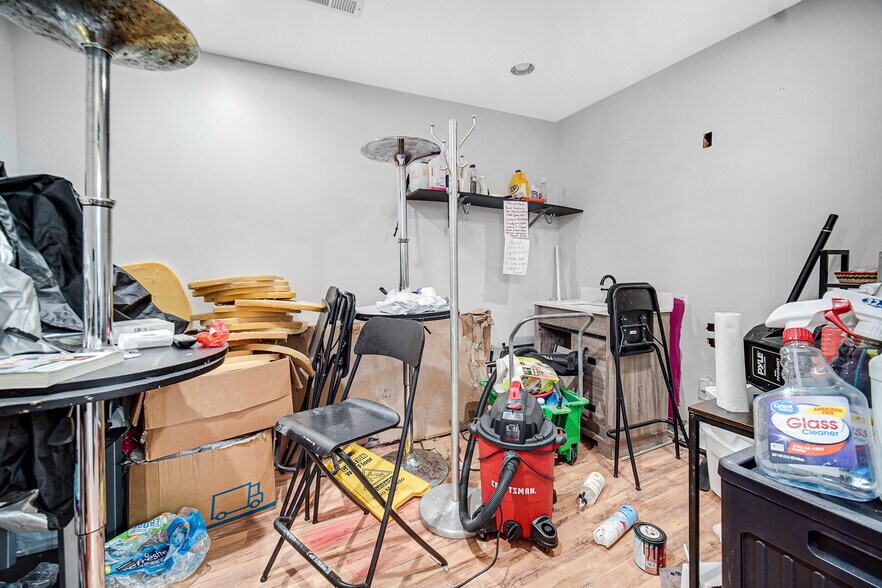 More Photos Of 5814 W Grand Ave, Chicago Warehouse For Sale