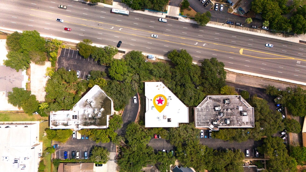 More Photos Of 5545 Fredericksburg Rd, San Antonio Medical For Lease
