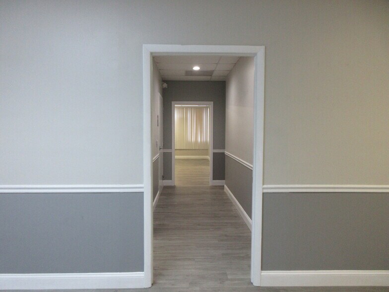 More Photos Of 540 NW University, Port Saint Lucie Office Residential For Sale
