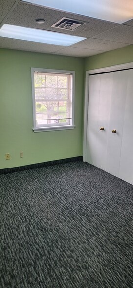 More Photos Of 4859 Dover Center Rd, North Olmsted Medical For Lease
