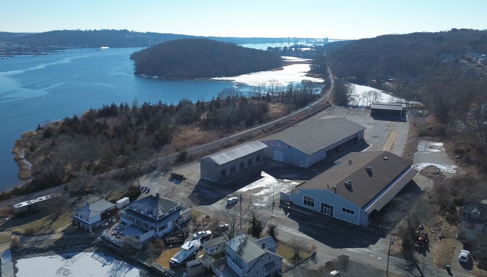 More Photos Of 45 Richards Grove Rd, Quaker Hill Service For Sale