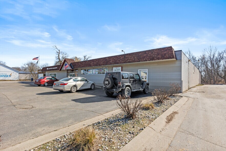 More Photos Of 111 W Main St, Hopkins Storefront For Sale