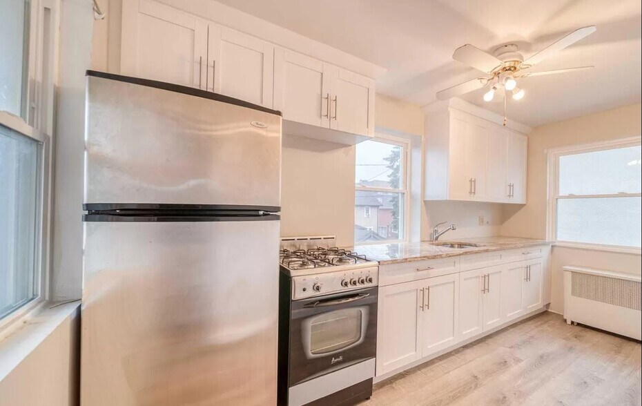 More Photos Of 518 79th St, North Bergen Medical For Sale