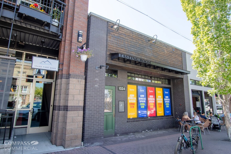 More Photos Of 1024 NW Bond St, Bend Storefront For Lease