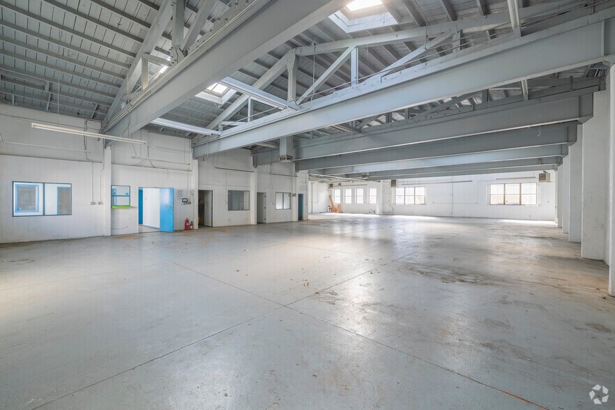 More Photos Of 380 Washington St, Oakland Unknown For Lease