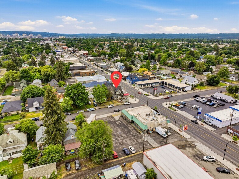 More Photos Of 2926 N Monroe St, Spokane Bar For Sale