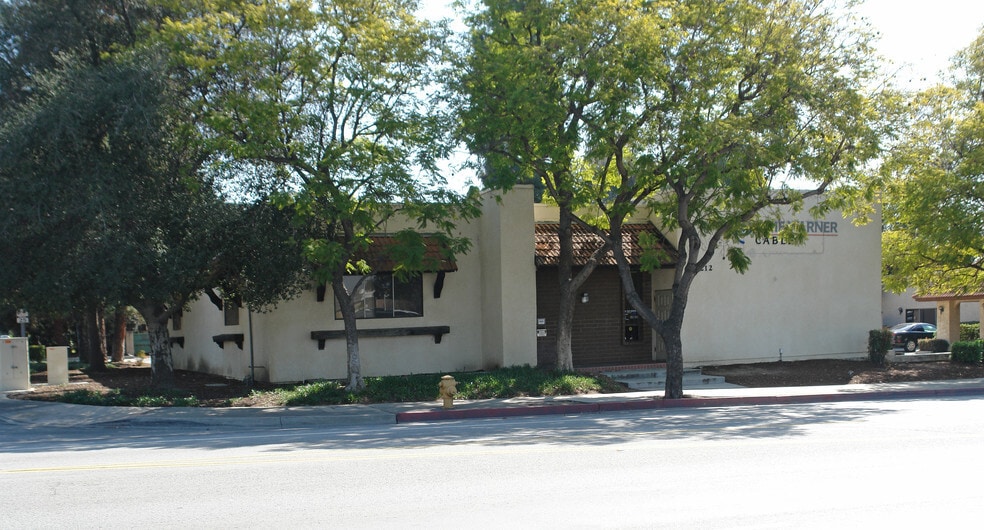 Primary Photo Of 212 S Indian Hill Blvd, Claremont Office For Sale