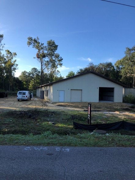 Primary Photo Of 1951 Dulsey Rd, Charleston Light Distribution For Lease