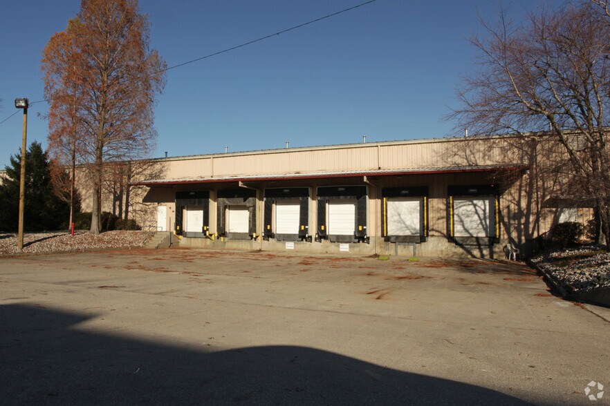 More Photos Of 4703 Allmond Ave, Louisville Warehouse For Lease
