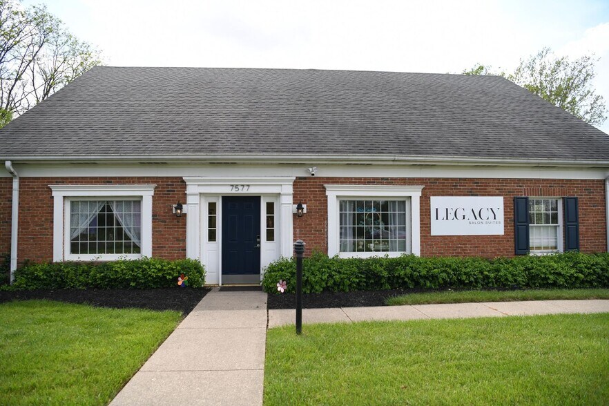 Primary Photo Of 7577 Alexandria Pike, Alexandria General Retail For Lease