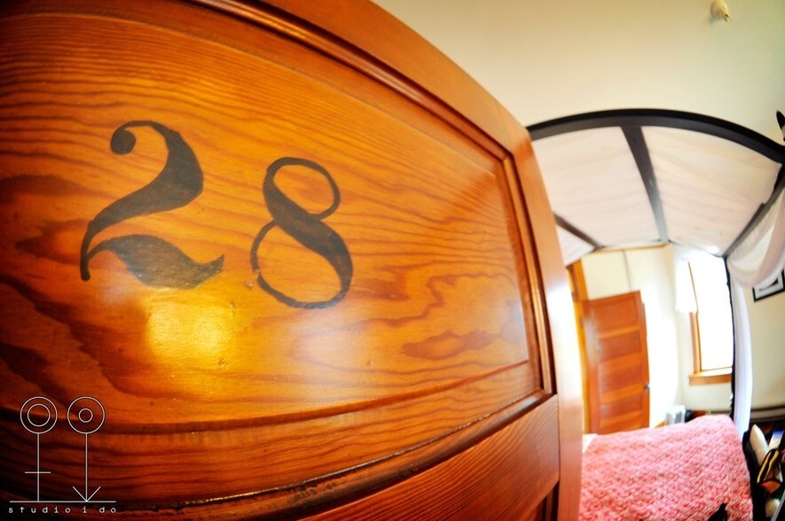 More Photos Of 40 SE Heimrich St, Dufur Hotel For Sale