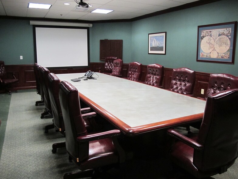More Photos Of 51 S Duke St, Lancaster Office For Lease