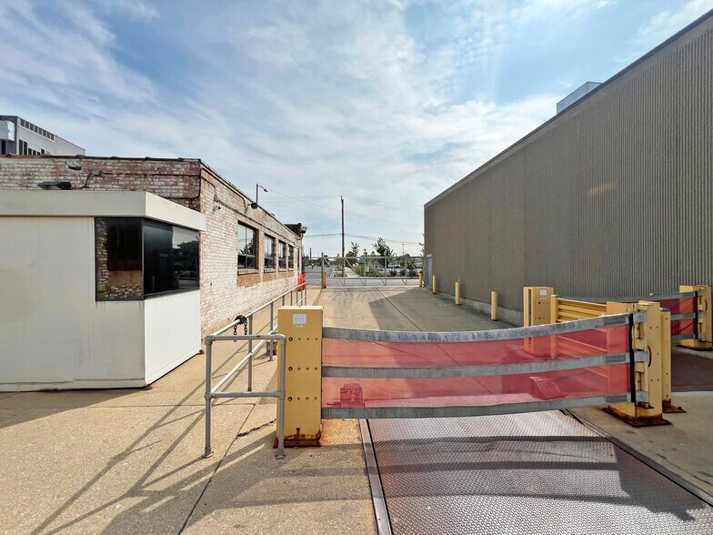 More Photos Of , Chicago Industrial For Sale