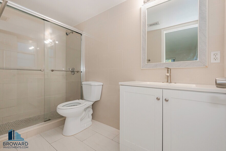 More Photos Of 10201 NW 35th St, Coral Springs Multifamily For Sale