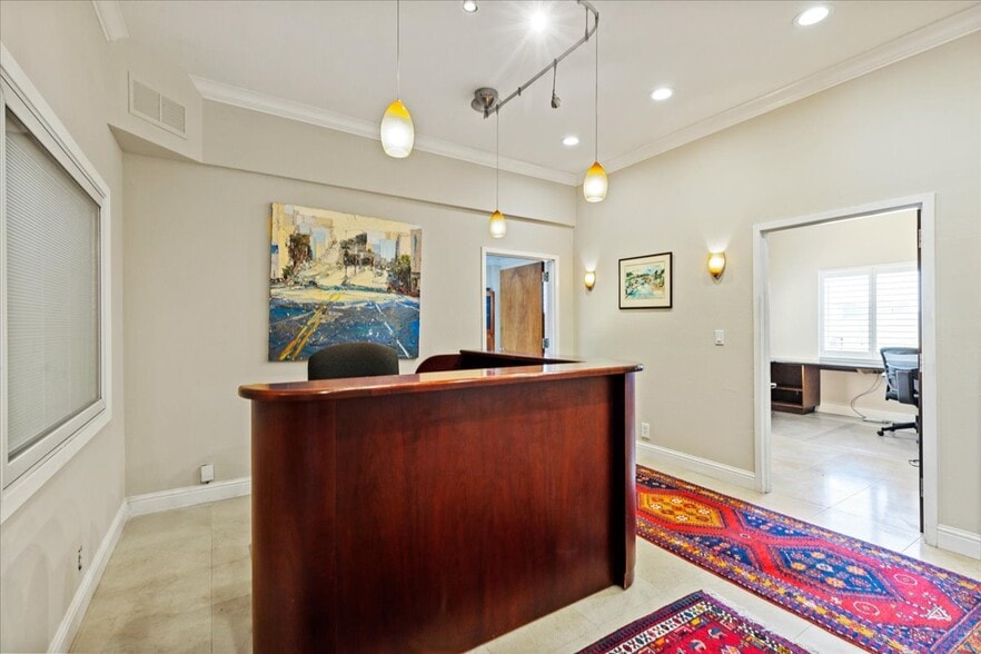 More Photos Of 212 9th St, Oakland Medical For Lease