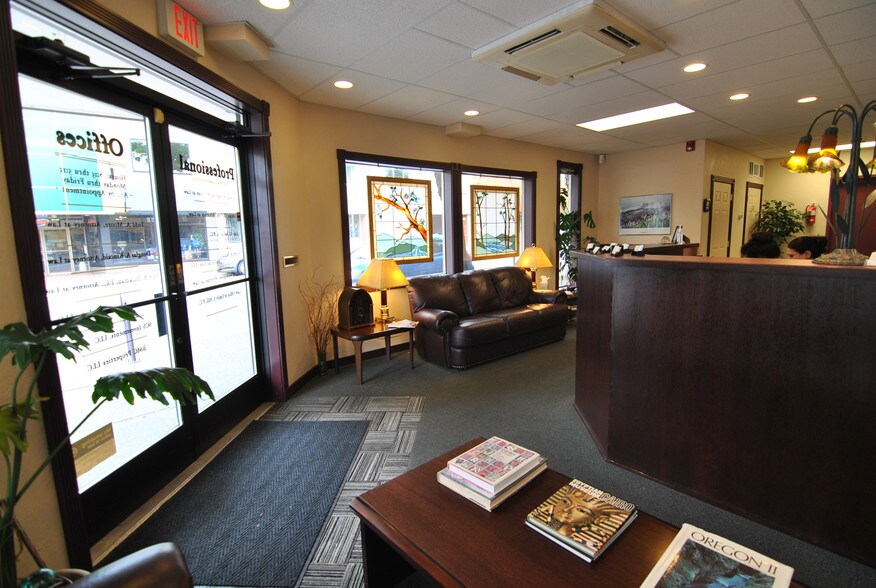 More Photos Of 142 W 8th Ave, Eugene Office For Sale