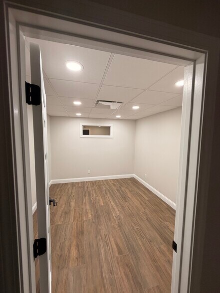 More Photos Of 24 Battle St, Somers Medical For Lease