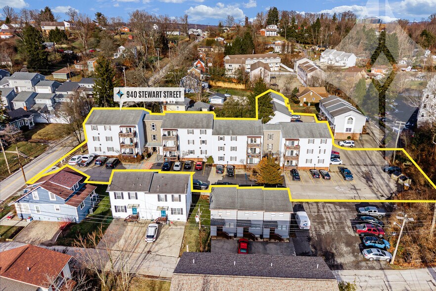 More Photos Of 940 Stewart St, Morgantown Apartments For Sale