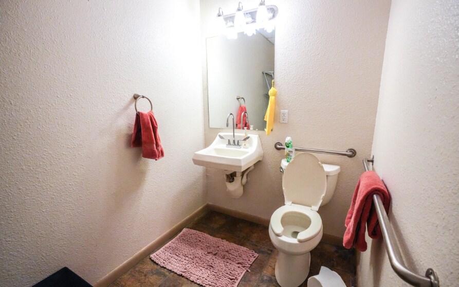 More Photos Of 2155 W State Route 89A, Sedona Medical For Sale