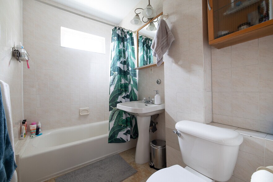 More Photos Of 146 N 7th St, Brooklyn Apartments For Sale