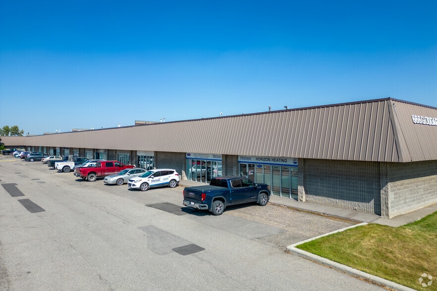Primary Photo Of 666 Goddard Ave NE, Calgary Warehouse For Lease