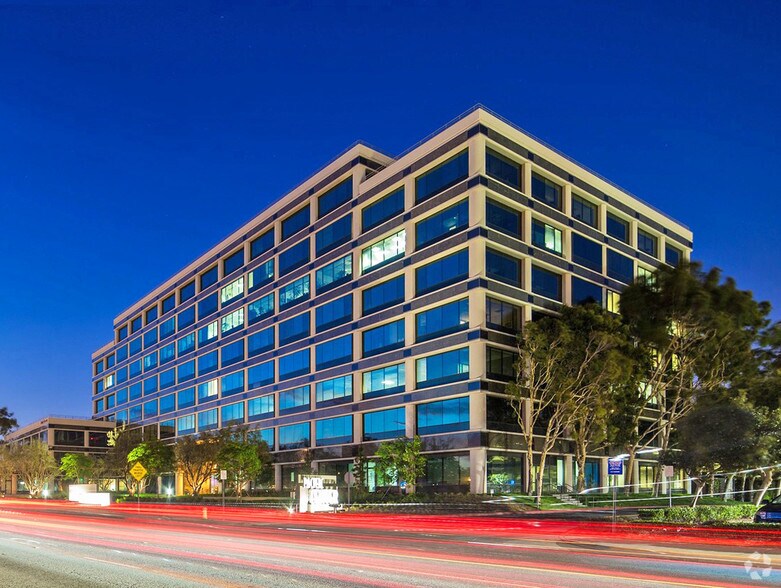 More Photos Of 21250 hawthorne Blvd, Torrance Coworking Space