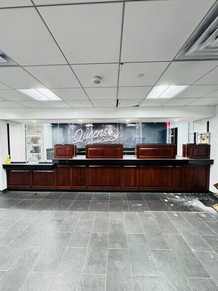 More Photos Of 30-75 Steinway St, Astoria Bank For Sale