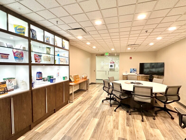 More Photos Of 707 E 80th Pl, Merrillville Office For Lease