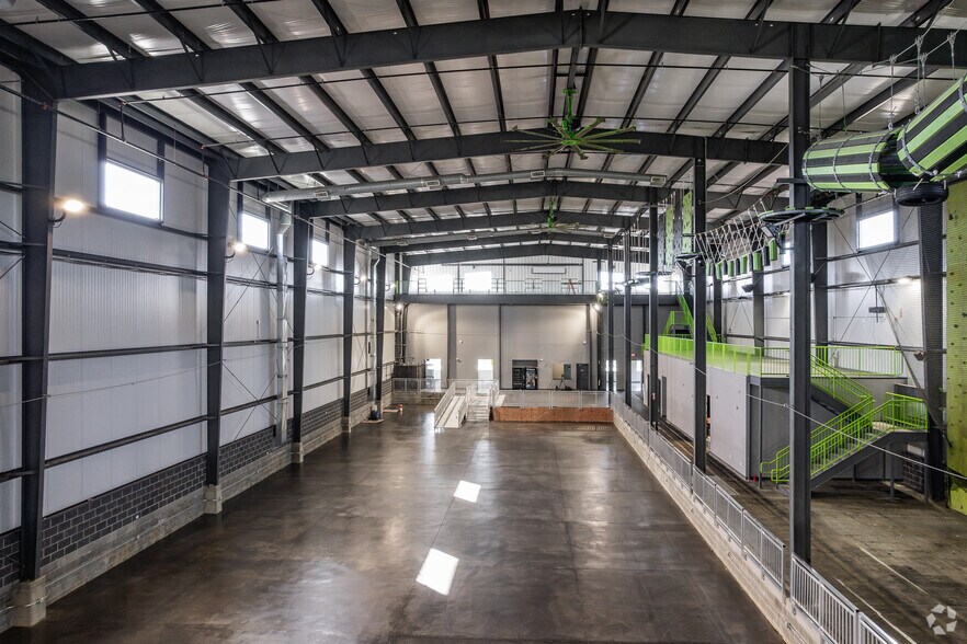 More Photos Of 9960 St Rt 43, Streetsboro Amusement Park For Sale