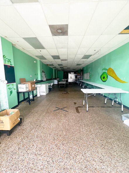 More Photos Of 3810 Barrancas Ave, Pensacola Unknown For Lease