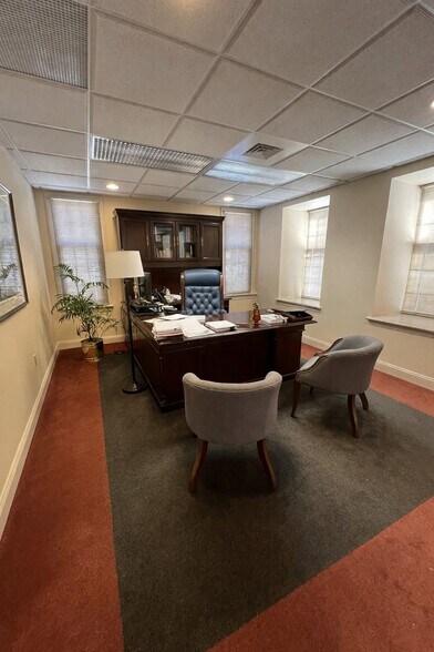More Photos Of 1273 Lancaster Ave, Berwyn Office For Sale