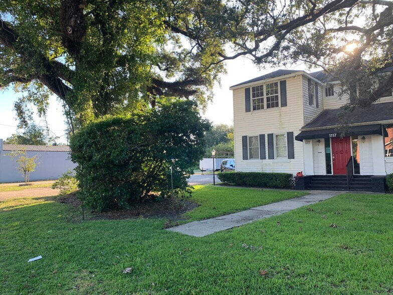 More Photos Of 1117 Washington Ave, Ocean Springs Medical For Sale