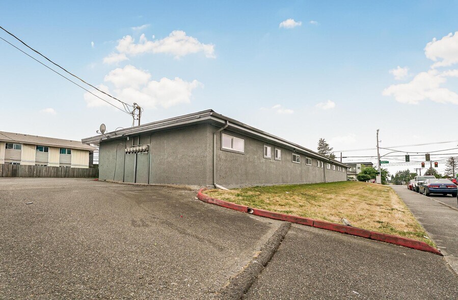More Photos Of 7603 Pacific Ave, Tacoma Apartments For Sale