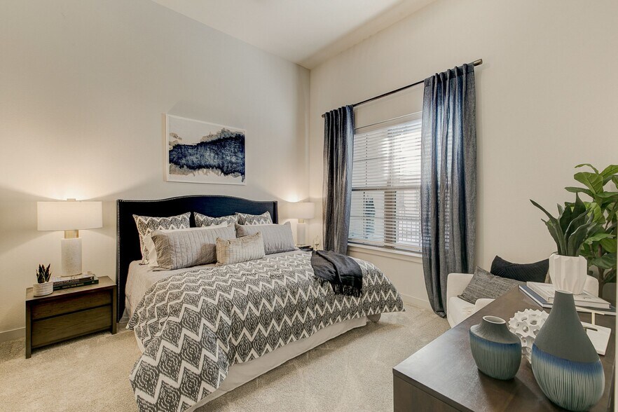 More Photos Of 4150 Belt Line Rd, Addison Apartments For Lease