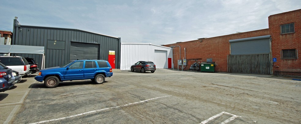 More Photos Of 3470-3476 E Pico Blvd, Los Angeles Warehouse For Lease