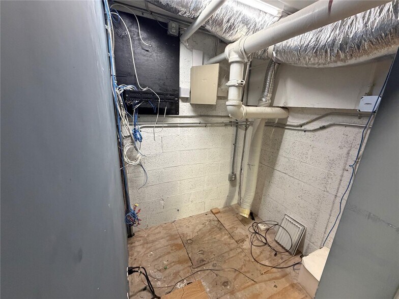 More Photos Of 4310 SW 73rd Ave, Miami Warehouse For Lease