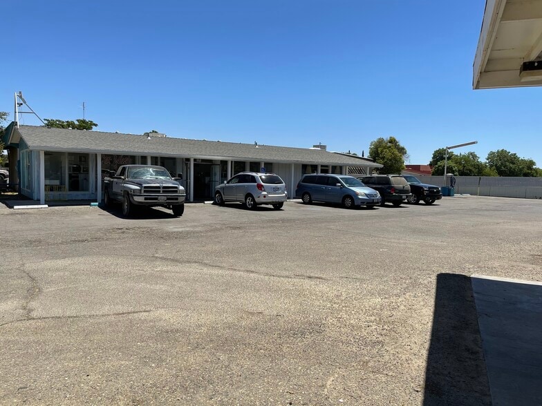 More Photos Of 726 South Ave, Gustine Carwash For Sale