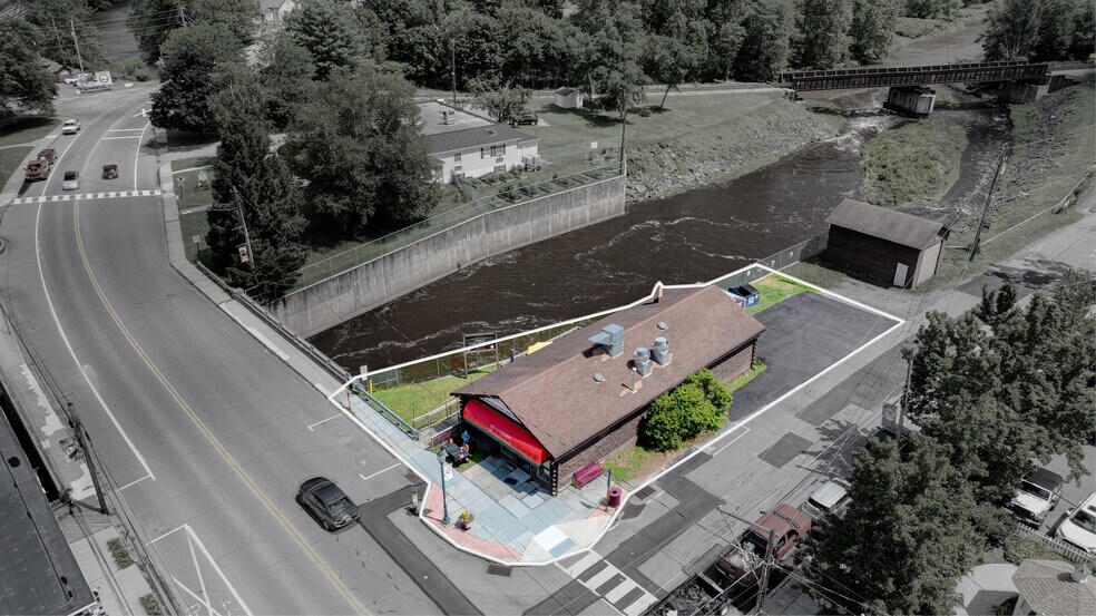 More Photos Of 121 Main Ave, Hawley General Retail For Sale