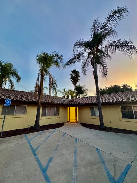 More Photos Of 144 E Washington Ave, Escondido Office Residential For Lease