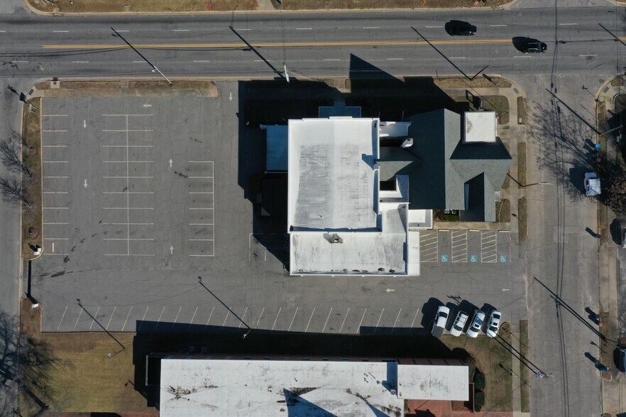 More Photos Of 401 W Cumberland St, Dunn Funeral Home For Sale